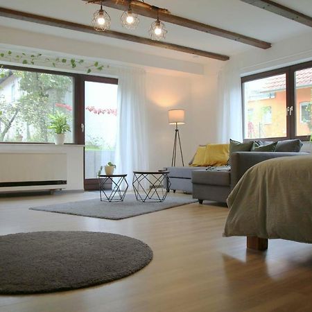 Studio-Apartment Mit Garten, Parkplatz & Kueche Offenburg Esterno foto